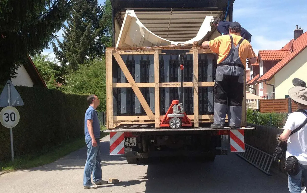 Lieferung modulares Pool-System Trier